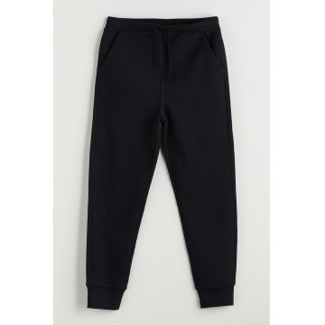 Pantaloni de trening cu snur si buzunare oblice