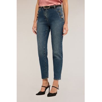 Blugi crop cu buzunare cu nasturi