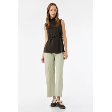 Blugi crop drepti cu talie inalta
