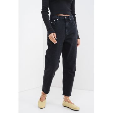 Blugi mom fit cu talie inalta