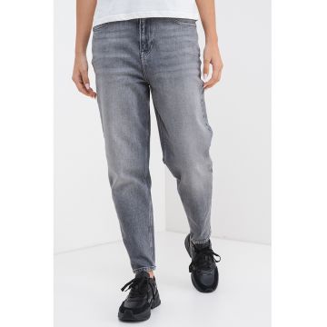 Blugi mom fit cu talie inalta