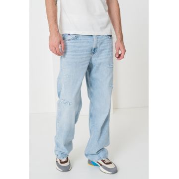 Blugi relaxed fit cu detalii cu aspect deteriorat
