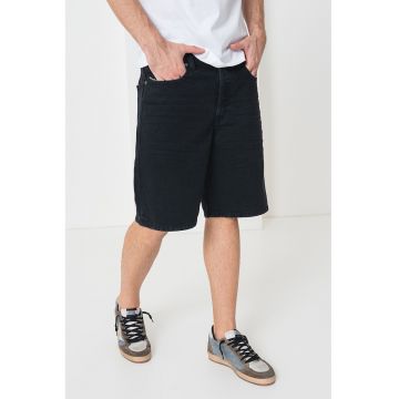 Blugi scurti relaxed fit cu nasturi - Negru