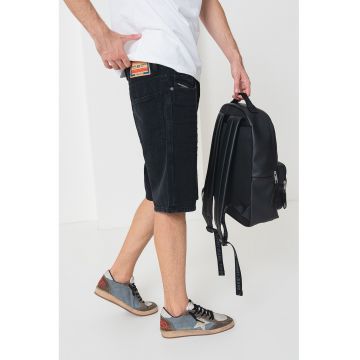 Blugi scurti relaxed fit cu nasturi