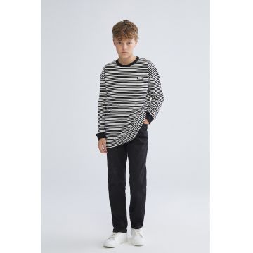 Blugi slim-fitt cu talie medie