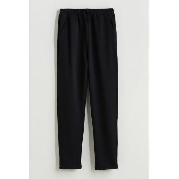 Pantaloni de trening conici cu snur