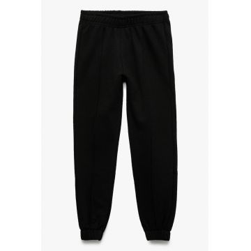 Pantaloni de trening cu model uni si talie elastica
