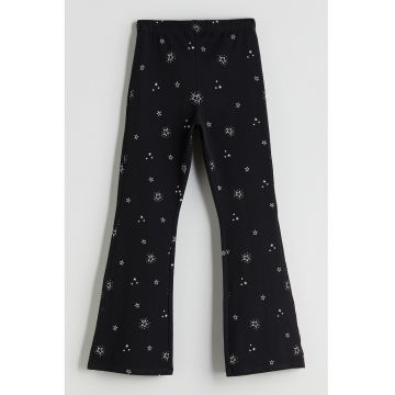 Pantaloni evazati cu imprimeu stele