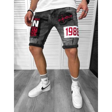 Blugi barbati scurti conici cu stikere 7036 H4-4 Blugi barbati scurti conici cu stikere 7036 H4-4