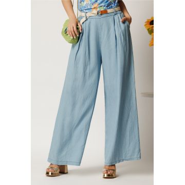 Pantaloni bleu din lyocell cu croi lejer si curea in talie