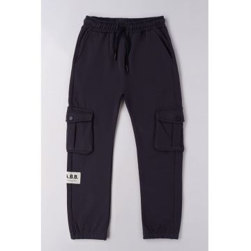Pantaloni cargo cu snur in talie