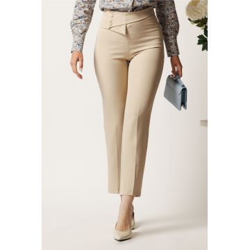 Pantaloni DY Fashion bej din stofa conici cu talie inalta si betelie petrecuta Pantaloni DY Fashion bej din stofa conici cu talie inalta si betelie petrecuta