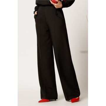 Pantaloni DY Fashion negri lejeri cu buzunare si nasturi decorativi
