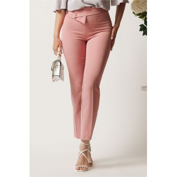 Pantaloni DY Fashion roz din stofa conici cu talie inalta si betelie petrecuta Pantaloni DY Fashion roz din stofa conici cu talie inalta si betelie petrecuta