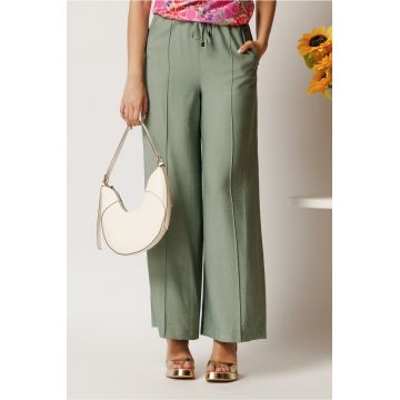 Pantaloni kaki din rayon cu croi lejer si elastic in talie Pantaloni kaki din rayon cu croi lejer si elastic in talie