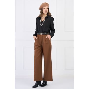 Pantaloni office din stofa maro cu elastic si curea in talie Pantaloni office din stofa maro cu elastic si curea in talie
