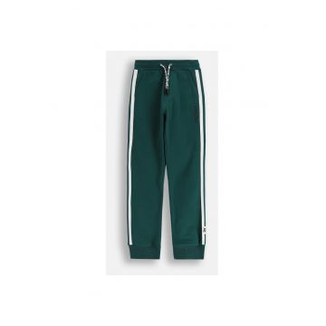 Pantaloni sport cu snur pentru ajustare si buzunare