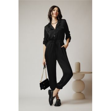 Salopeta casual din satin neagra cu nasturi la bust Salopeta casual din satin neagra cu nasturi la bust