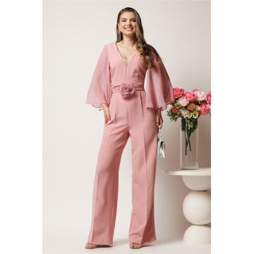 Salopeta DY Fashion roz cu pantaloni evazati si floare in talie