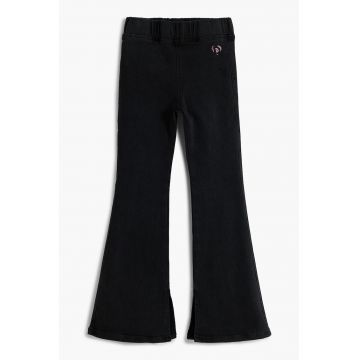 Pantaloni bootcut cu talie elastica