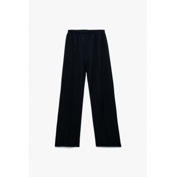 Pantaloni cu croiala ampla