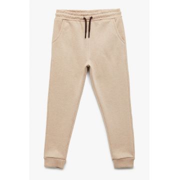 Pantaloni de trening cu talie ajustabila