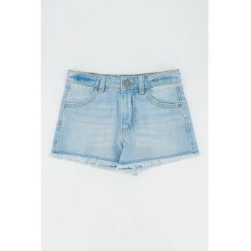 Pantaloni scurti din denim cu terminatii nefinisate