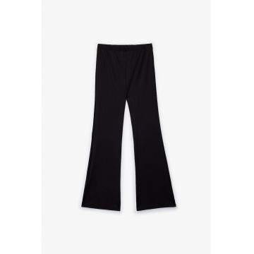 Pantaloni uni cu croiala ampla