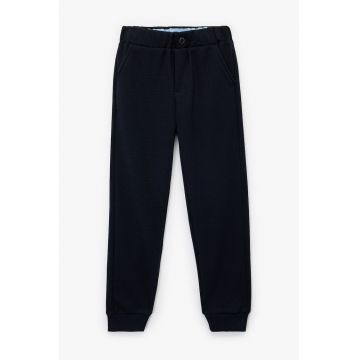 Pantaloni uni cu talie elastica
