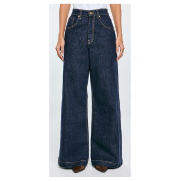 Blugi cu croiala ampla si talie medie