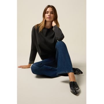 Blugi evazati cu nasturi decorativi - Albastru inchis