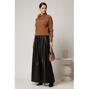 Pantaloni casual din piele ecologica negri evazati