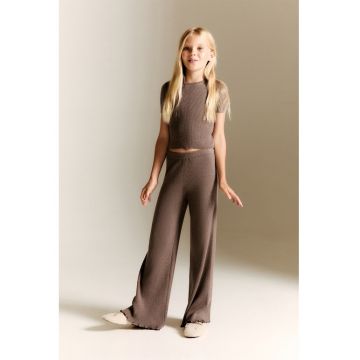 Pantaloni din tricot cu striatii - Maro inchis