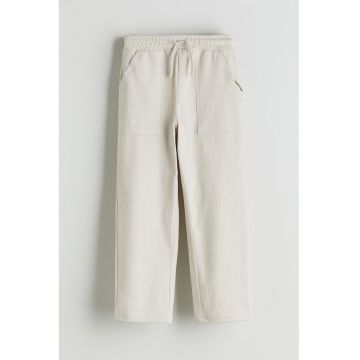 Pantaloni regular fit de trening - Crem