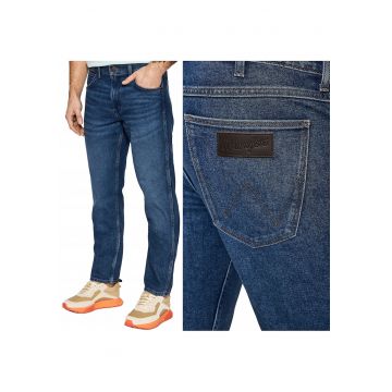 Blugi bărbați Wrangler  albastru închis - croi drept - elastic