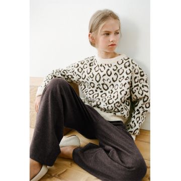 Pantaloni cu croiala ampla si snur - Maro inchis