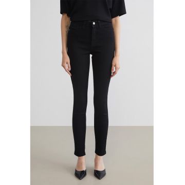Blugi slim fit cutalie inalta - Negru
