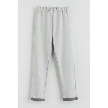Pantaloni de trening cu croiala dreapta si design cu terminatie rasucita - Gri melange