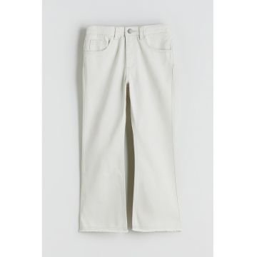 Pantaloni evazati din denim - Alb fildes