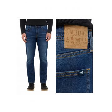 Blugi Barbati -  Denver Straight - Straight Fit - Talie Medie - Fermoar - Lungi - 5 Buzunare - Bumbac - W31-L32 US - Albastru