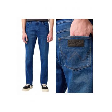 Blugi Barbati -  Greensboro - Straight Fit - Talie Medie - Fermoar - Lungi - 5 Buzunare - Bumbac - W32-L36 US - Albastru