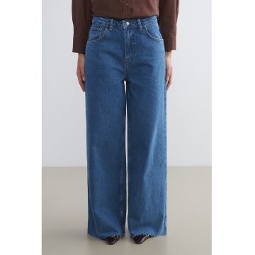 Blugi cu talie inalta si croiala ampla - Albastru