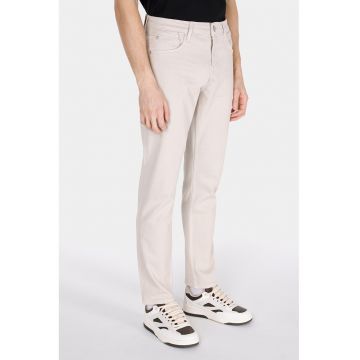 Blugi cu talie joasa si croiala dreapta - Alb fildes