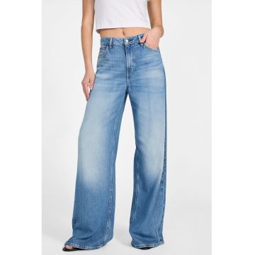 Blugi din amestec de lyocell cu croiala ampla si detalii cu aspect decolorat - Albastru deschis