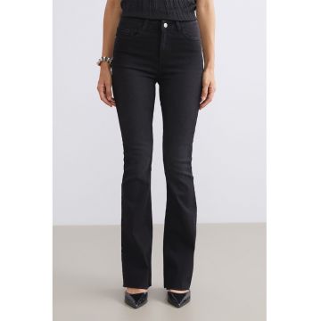 Blugi evazati cu talie medie - Negru stins