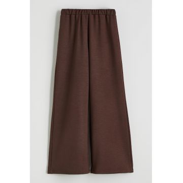 Pantaloni cu croiala ampla si talie elastica - Maro
